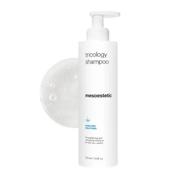 Mesoestetic Tricology Shampoo 225 ml flaske mot hvit bakgrunn